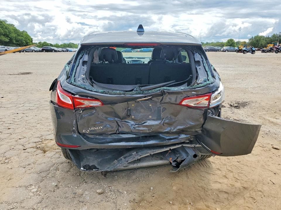 2018 CHEVROLET EQUINOX LS 6