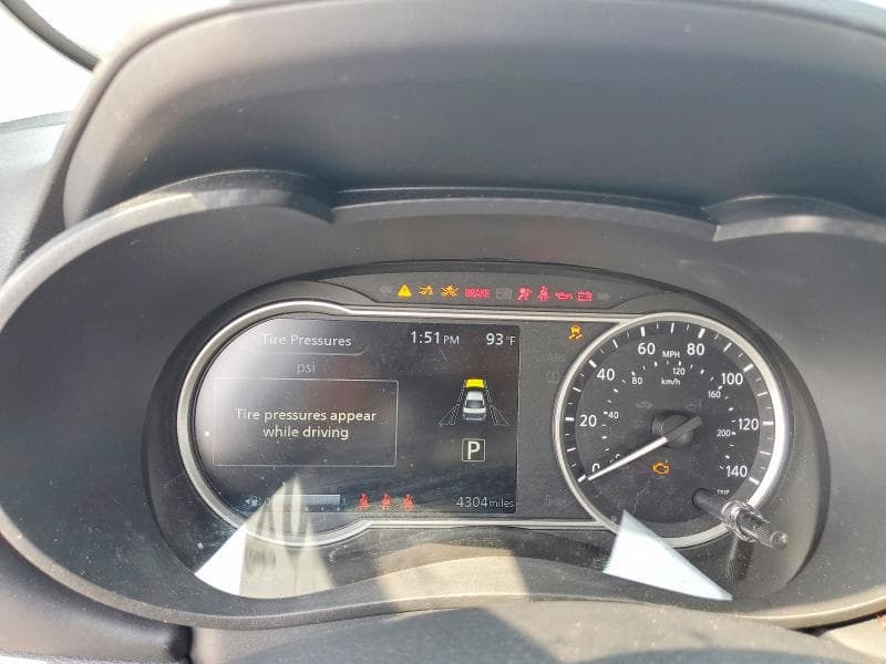 2025 NISSAN VERSA SR 9