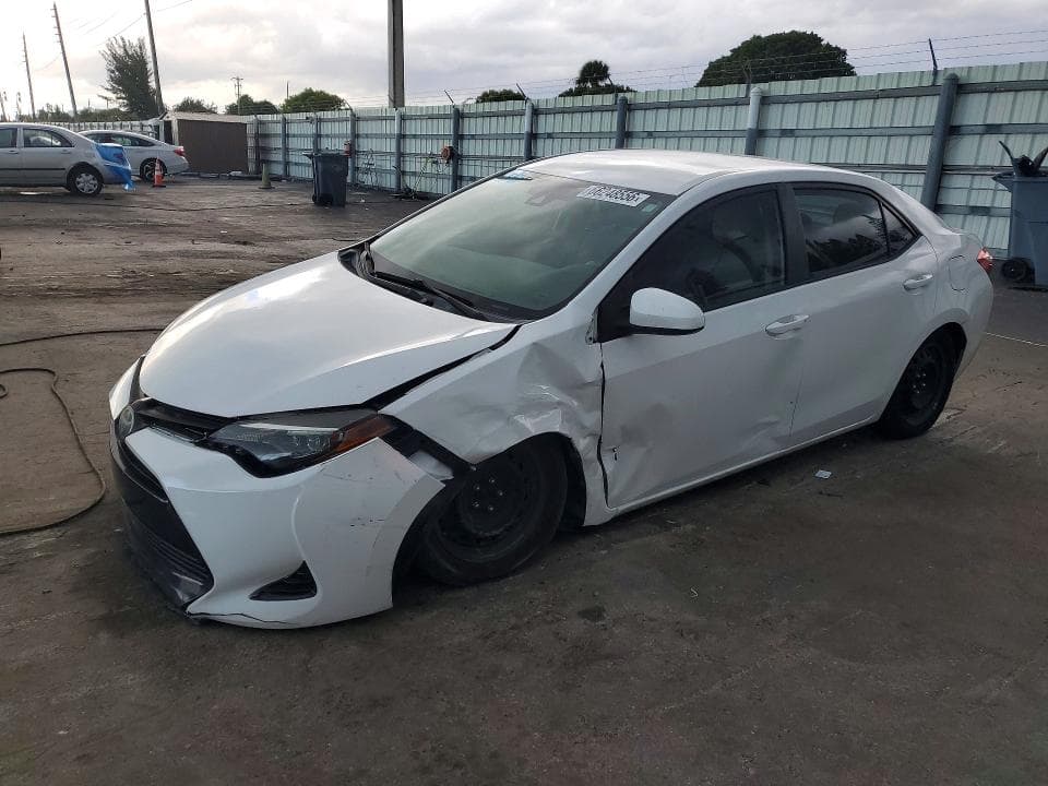 2018 TOYOTA COROLLA LE - 1