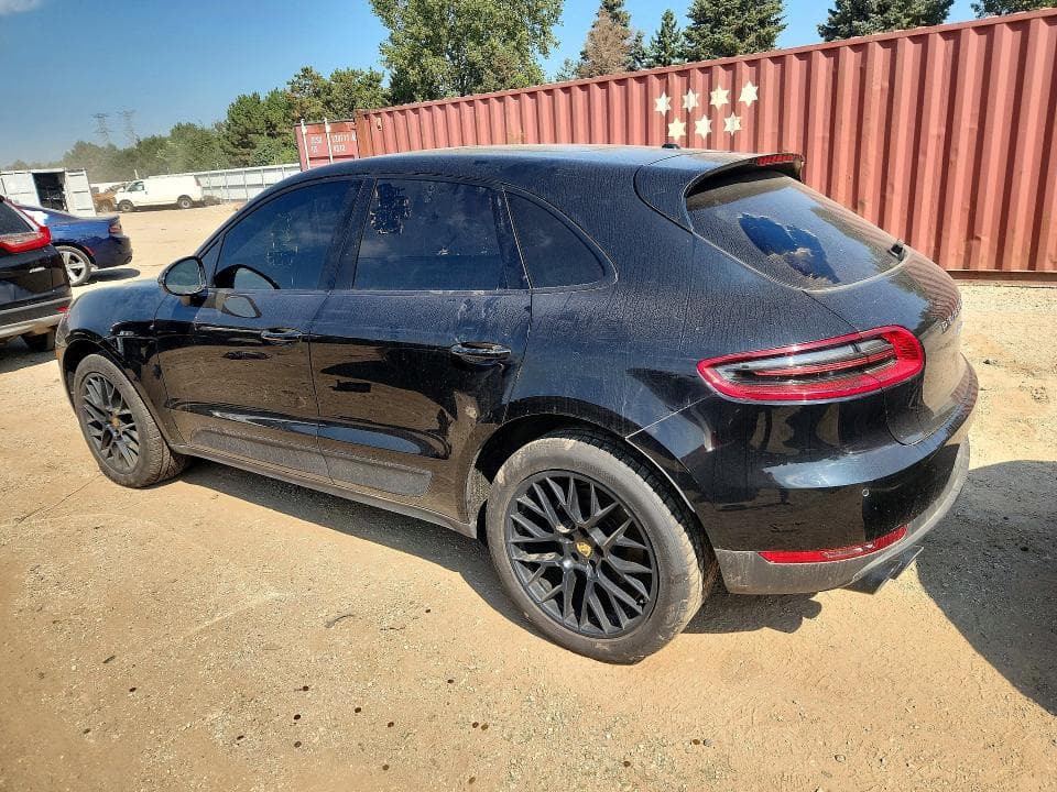 2018 PORSCHE MACAN 2
