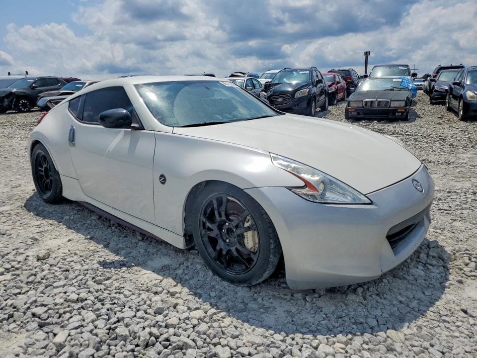 2018 NISSAN 370Z 4