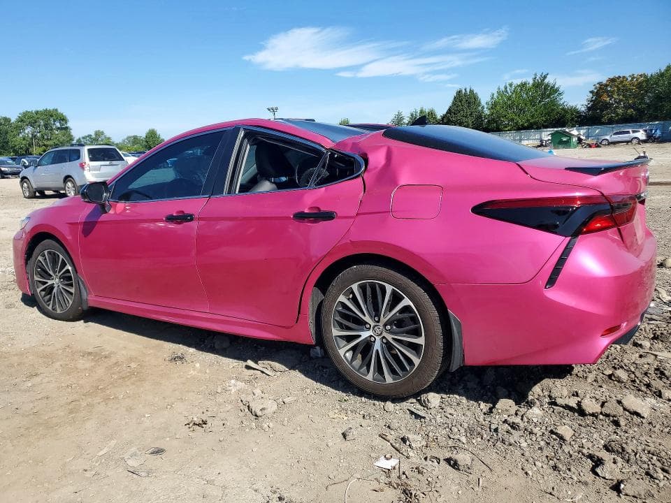 2020 TOYOTA CAMRY SE 2