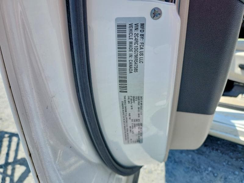 2021 CHRYSLER VOYAGER LXI 13