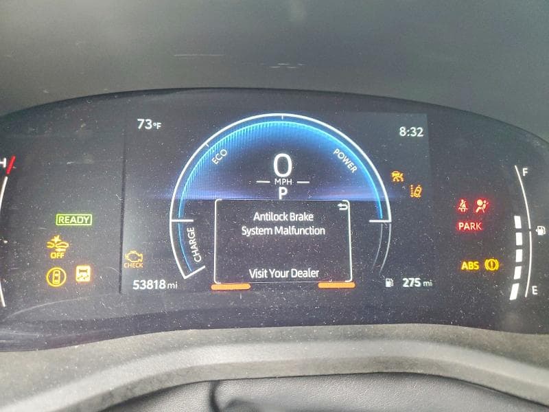 2025 TOYOTA CAMRY SE 9