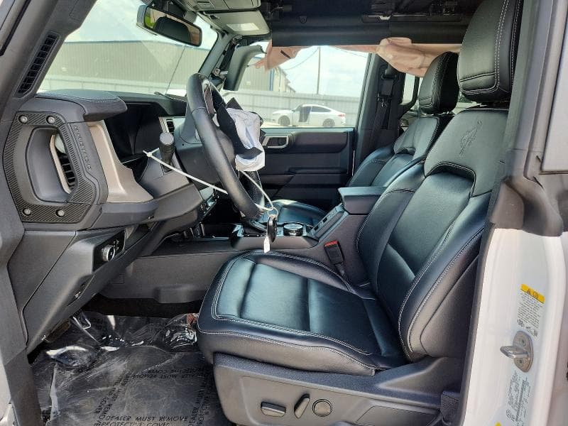 2025 FORD BRONCO OUTER BANKS 7