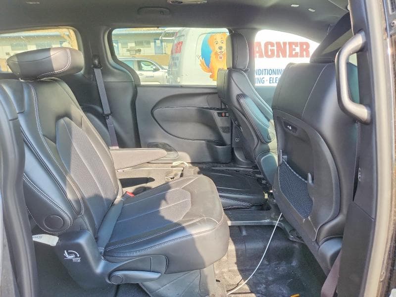 2025 CHRYSLER PACIFICA SELECT 11