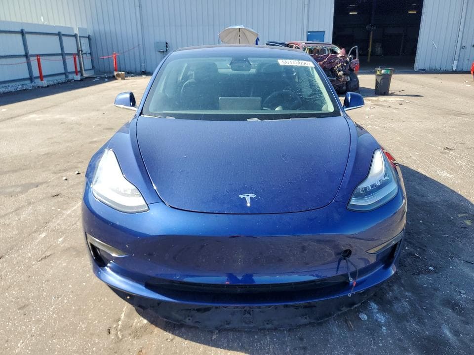 2018 TESLA MODEL 3 5