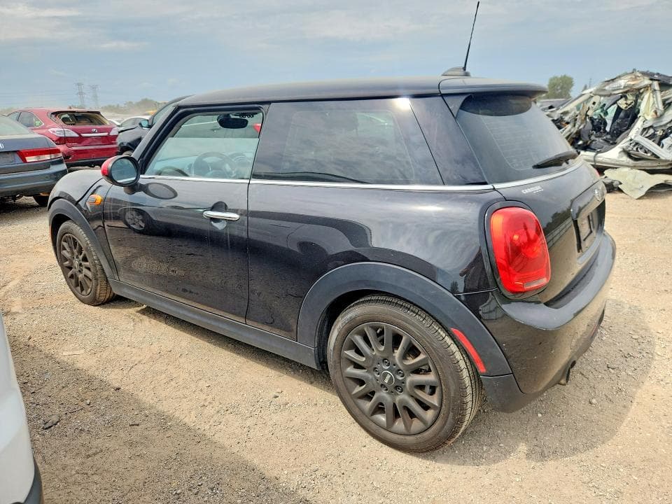 2017 MINI COOPER 2