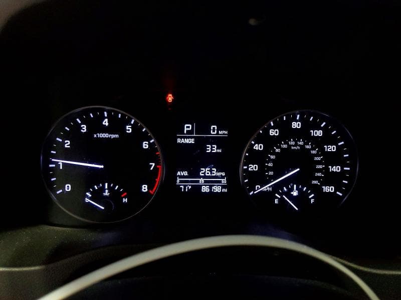 2017 HYUNDAI ELANTRA SE 9