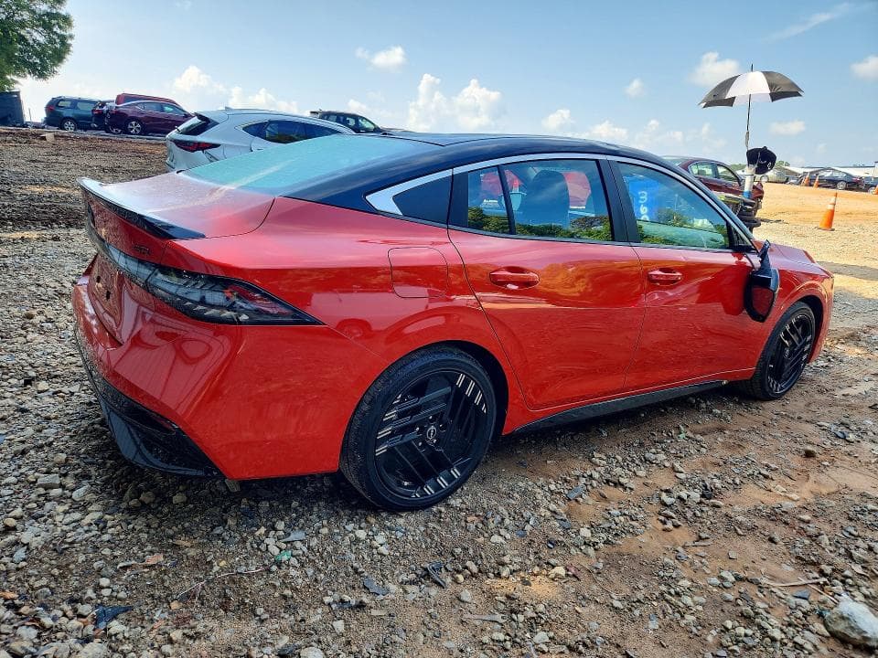 2026 NISSAN SENTRA SR 3