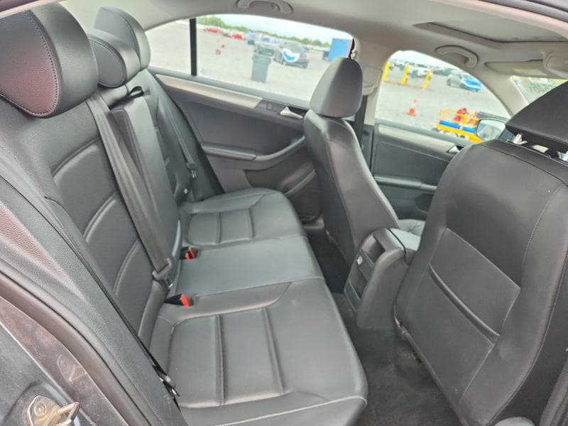 2018 VOLKSWAGEN JETTA SE 10