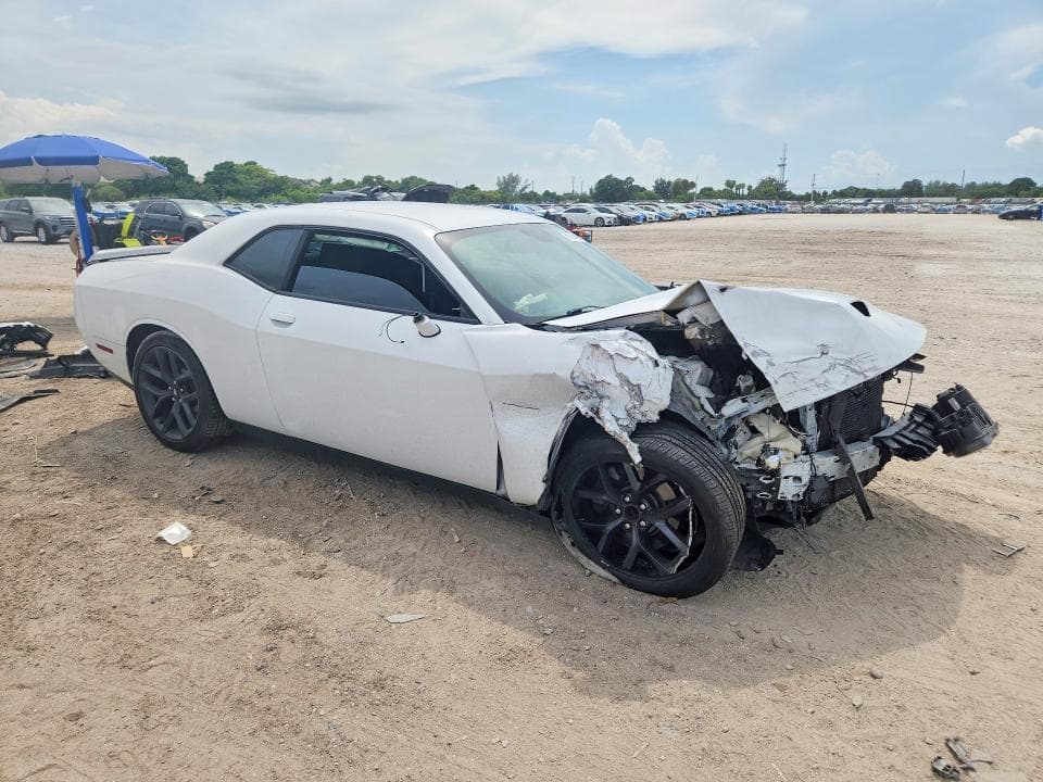 2019 DODGE CHALLENGER GT 4