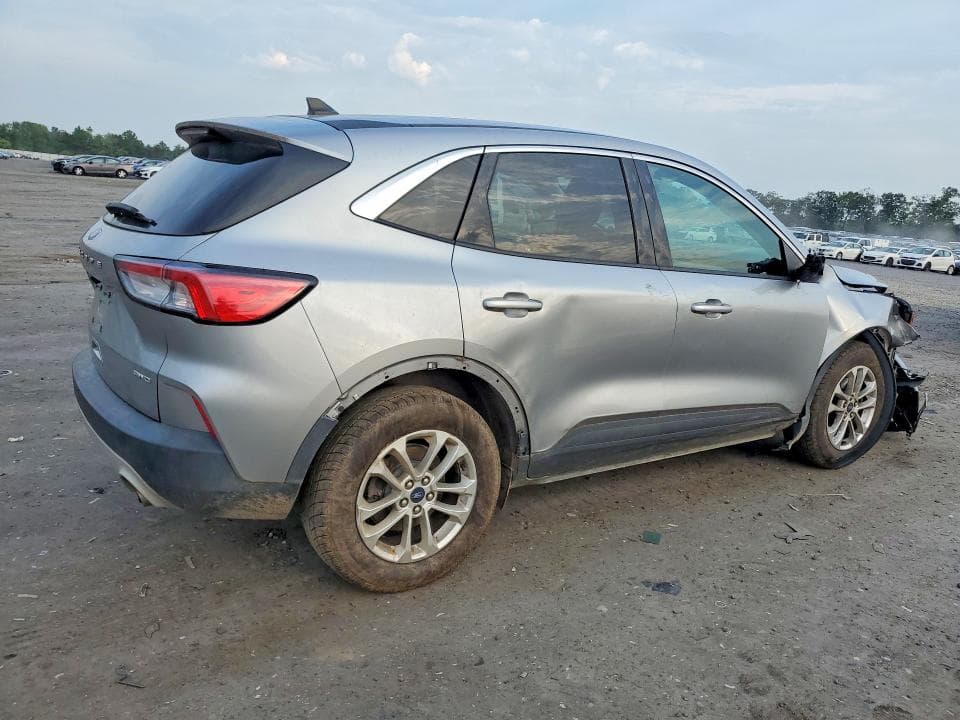 2021 FORD ESCAPE SE 3