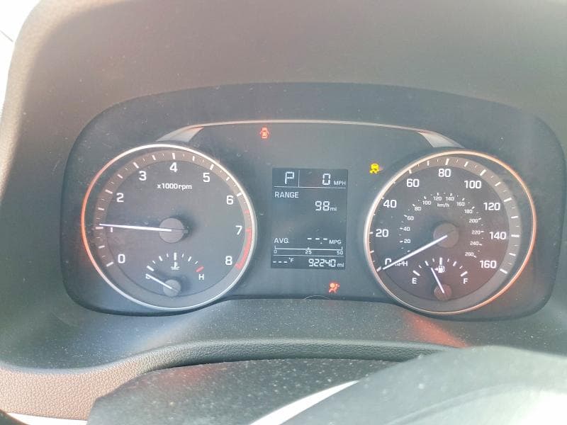 2017 HYUNDAI ELANTRA SE 9