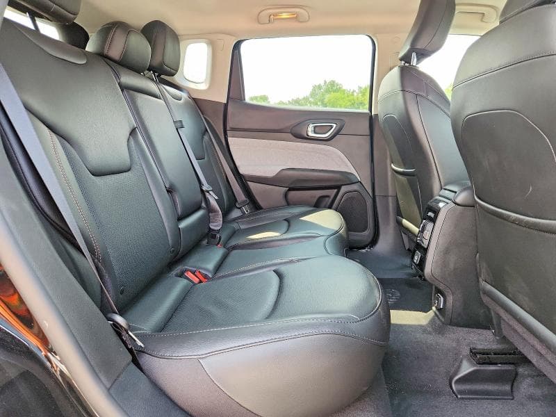 2022 JEEP COMPASS LATITUDE LUX 11