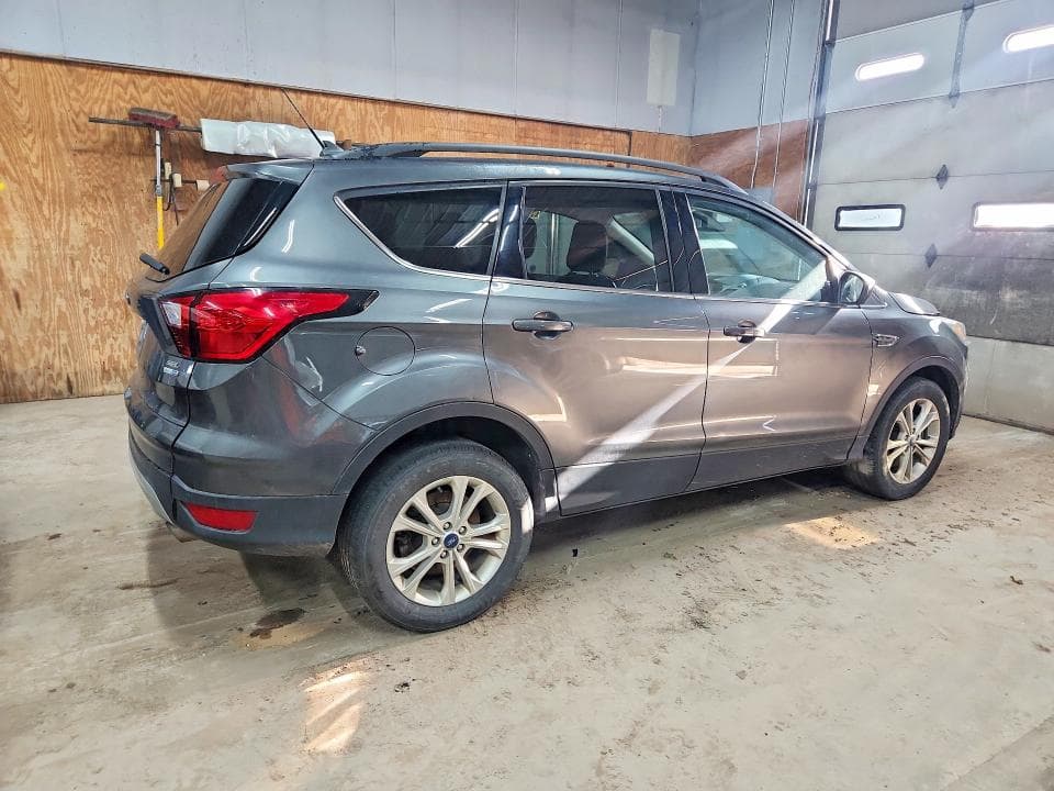 2019 FORD ESCAPE SEL 3