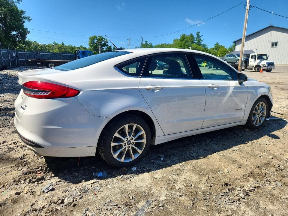 2017 FORD FUSION SE HYBRID 3