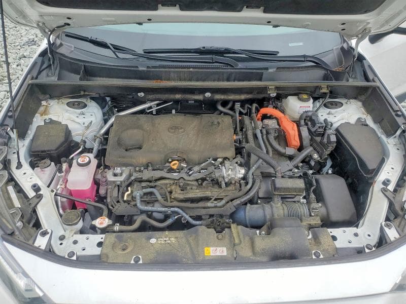2024 TOYOTA RAV4 HYBRID XLE 12