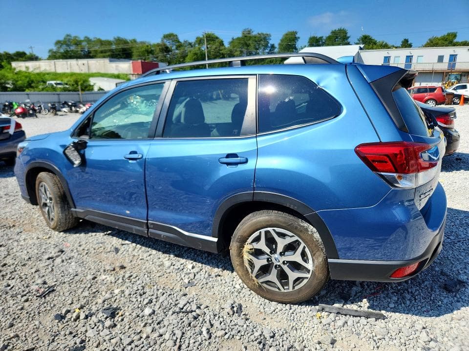 2021 SUBARU FORESTER PREMIUM 2