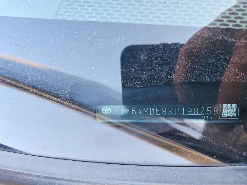 2024 TOYOTA COROLLA LE 12