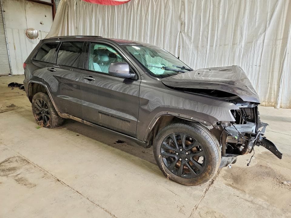 2020 JEEP GRAND CHEROKEE LAREDO 4
