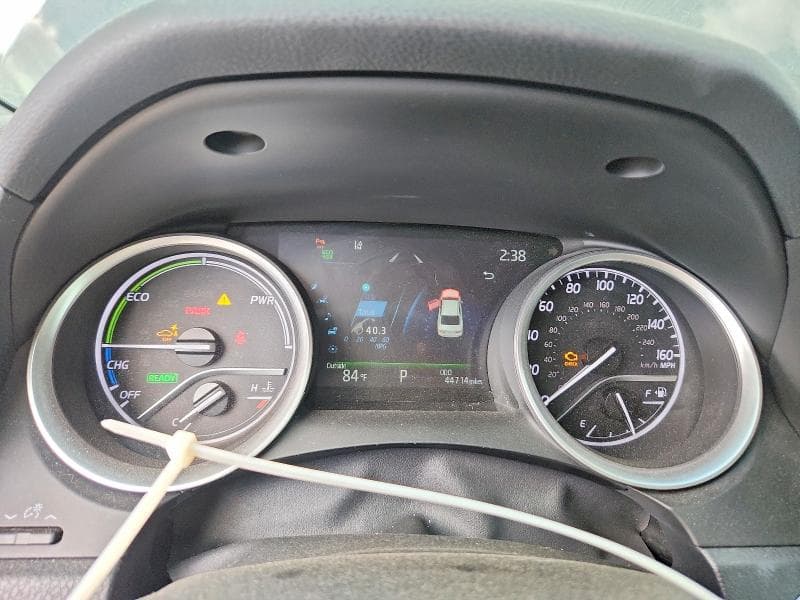 2023 TOYOTA CAMRY XLE 9