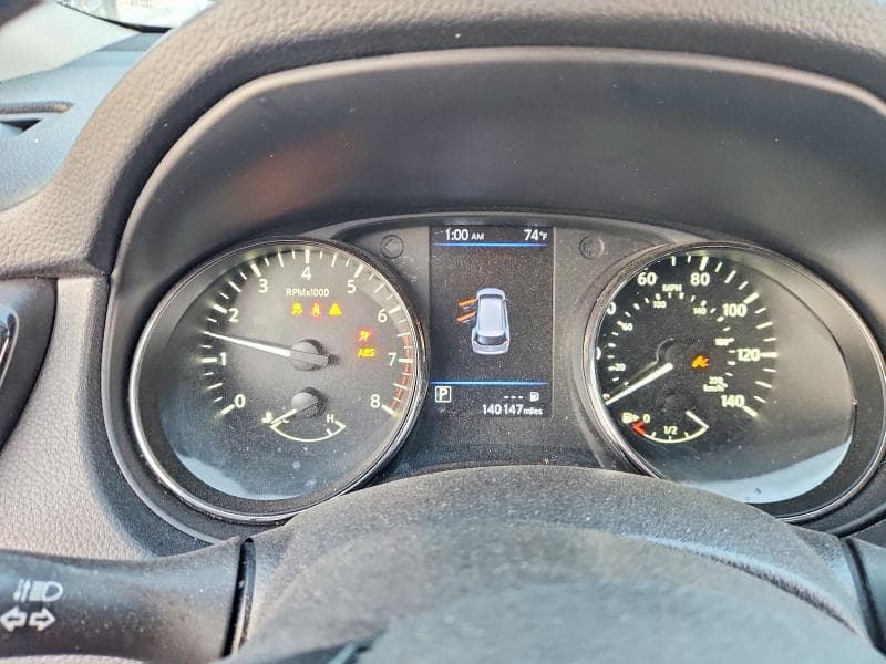 2019 NISSAN ROGUE S 9