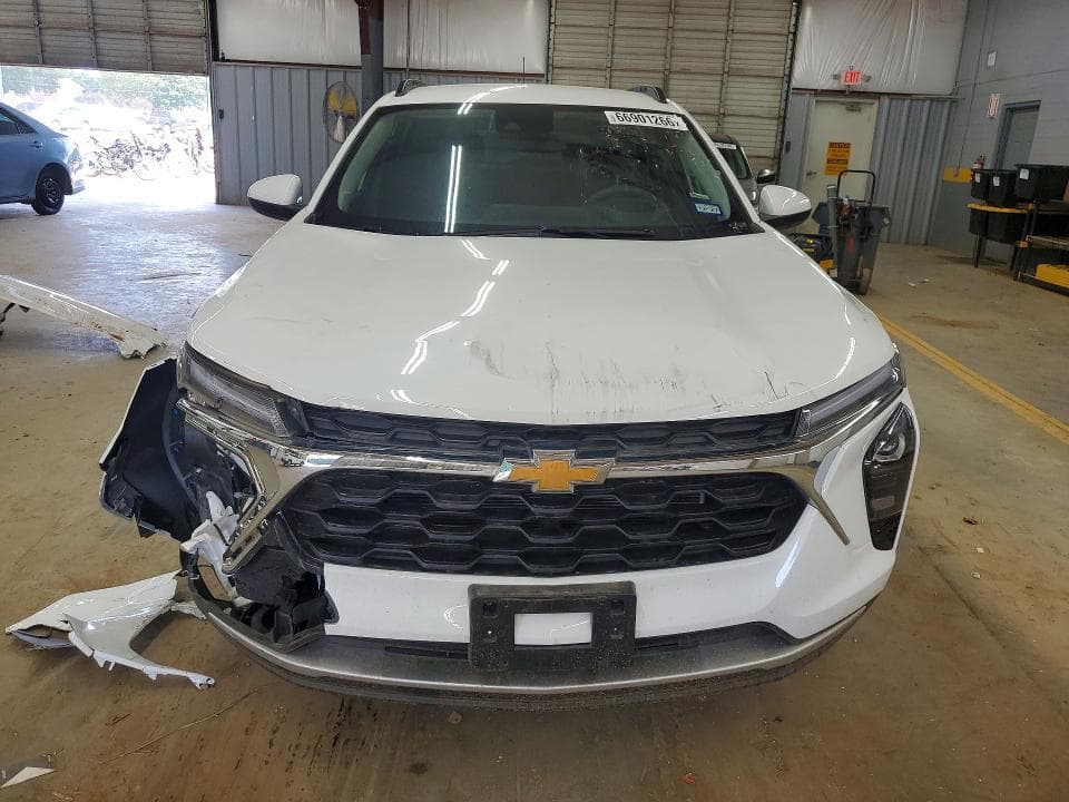 2026 CHEVROLET TRAX 1LT 5