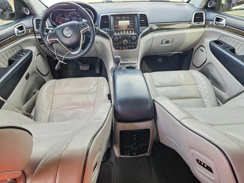 2017 JEEP GRAND CHEROKEE SUMMIT 8