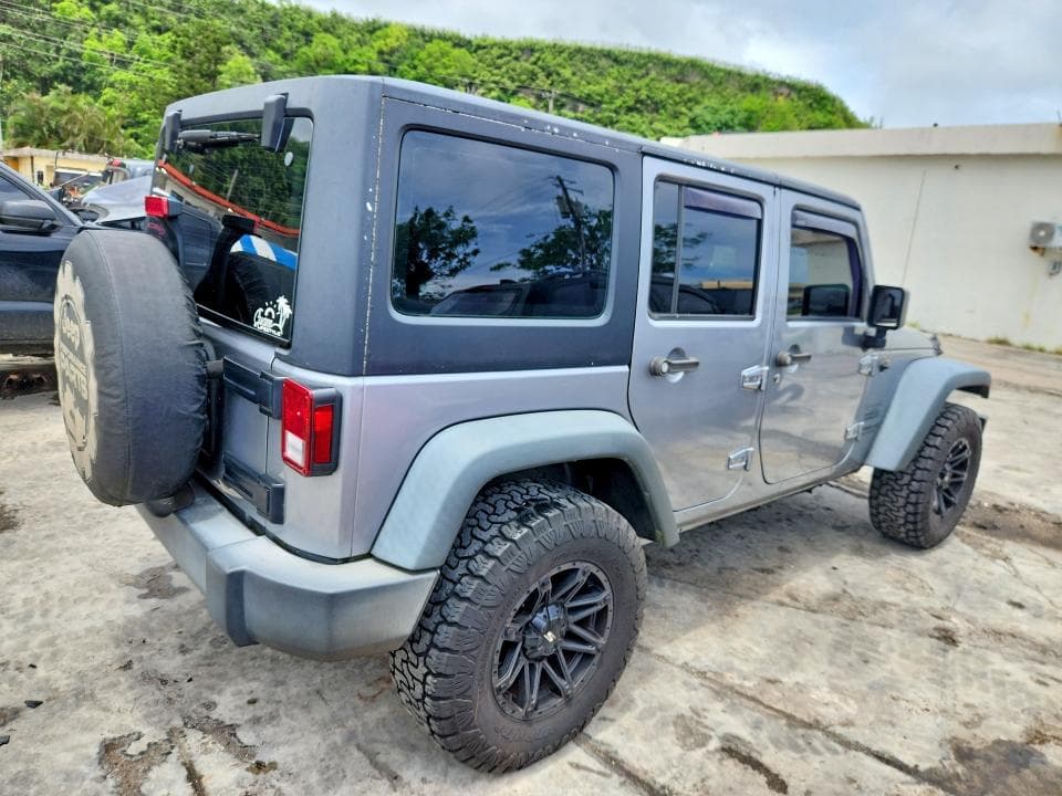 2017 JEEP WRANGLER UNLIMITED SPORT 3