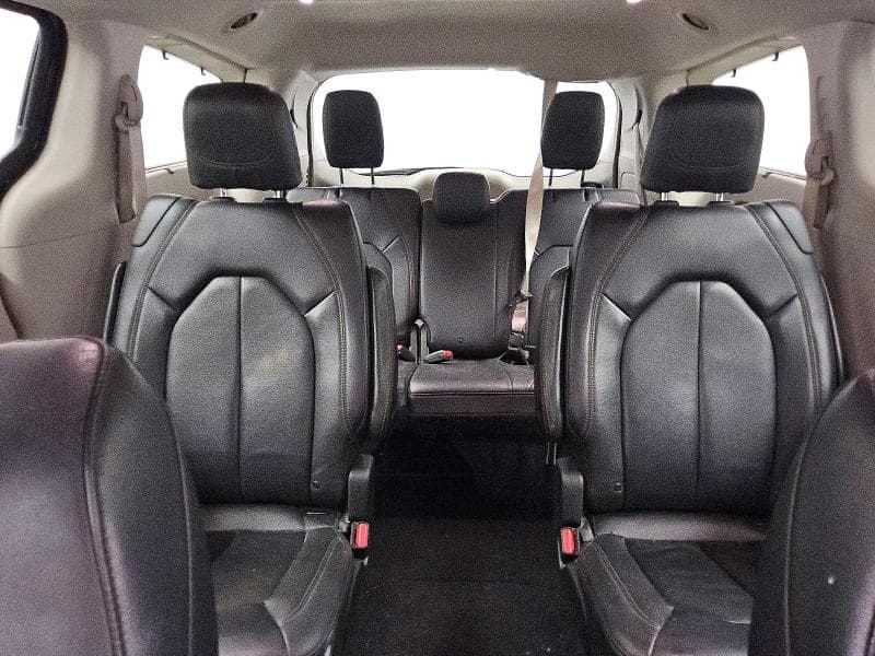 2019 CHRYSLER PACIFICA TOURING L 10