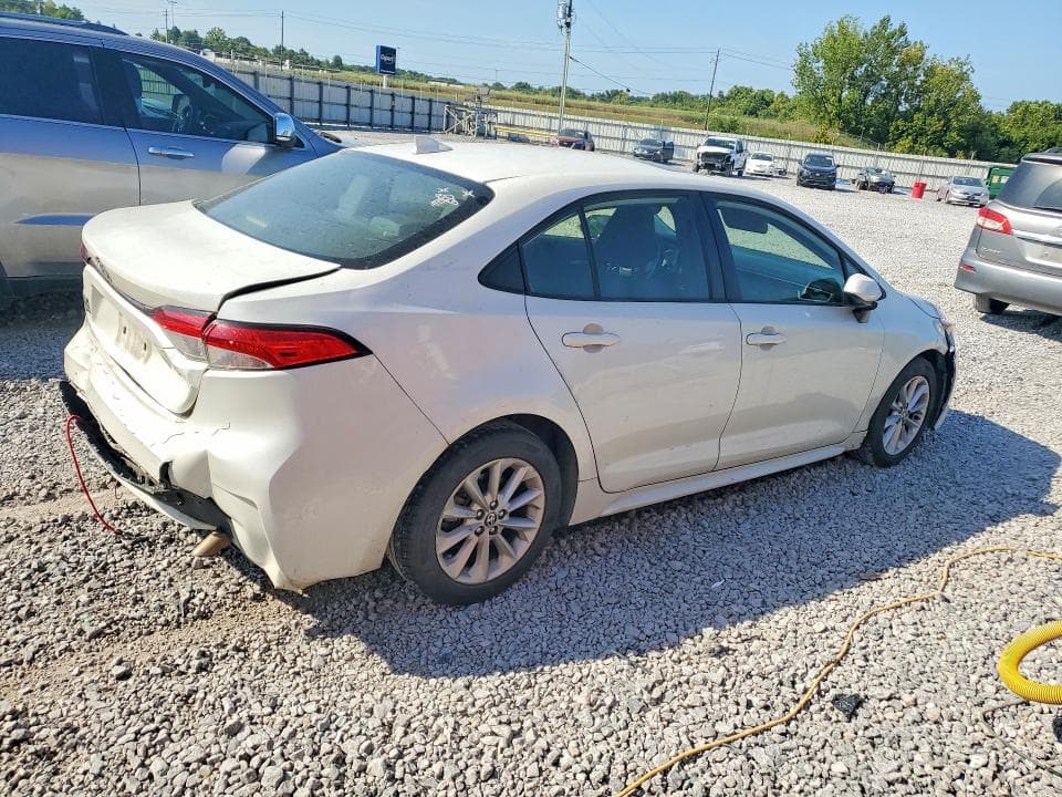 2020 TOYOTA COROLLA LE 3