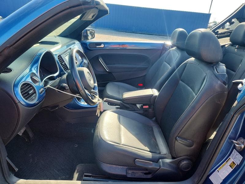 2017 VOLKSWAGEN BEETLE S/SE 7