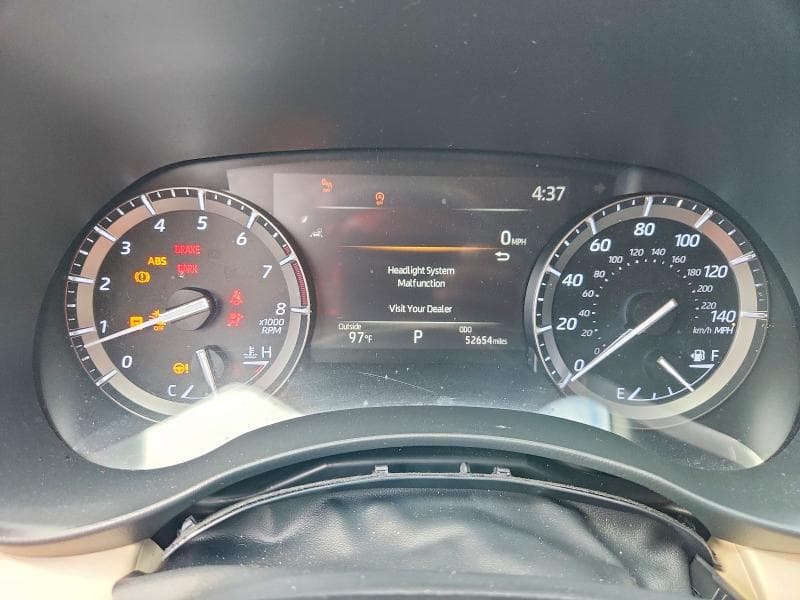 2020 TOYOTA HIGHLANDER LIMITED 9