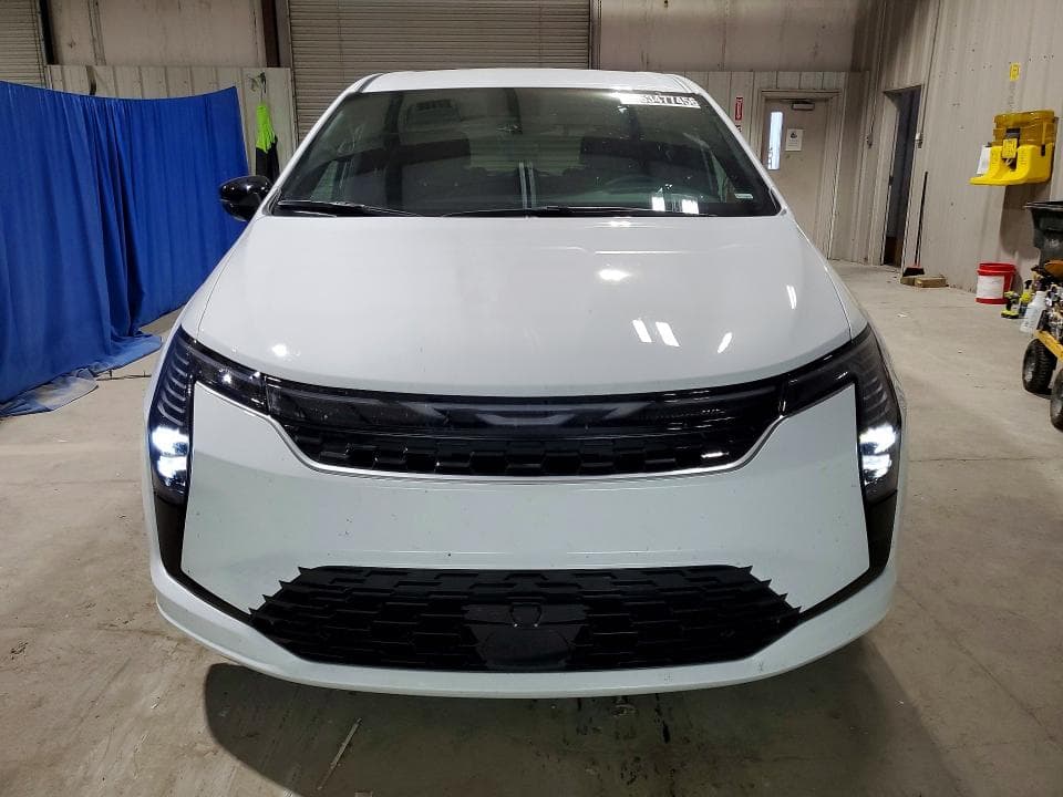 2027 CHRYSLER PACIFICA SELECT 5