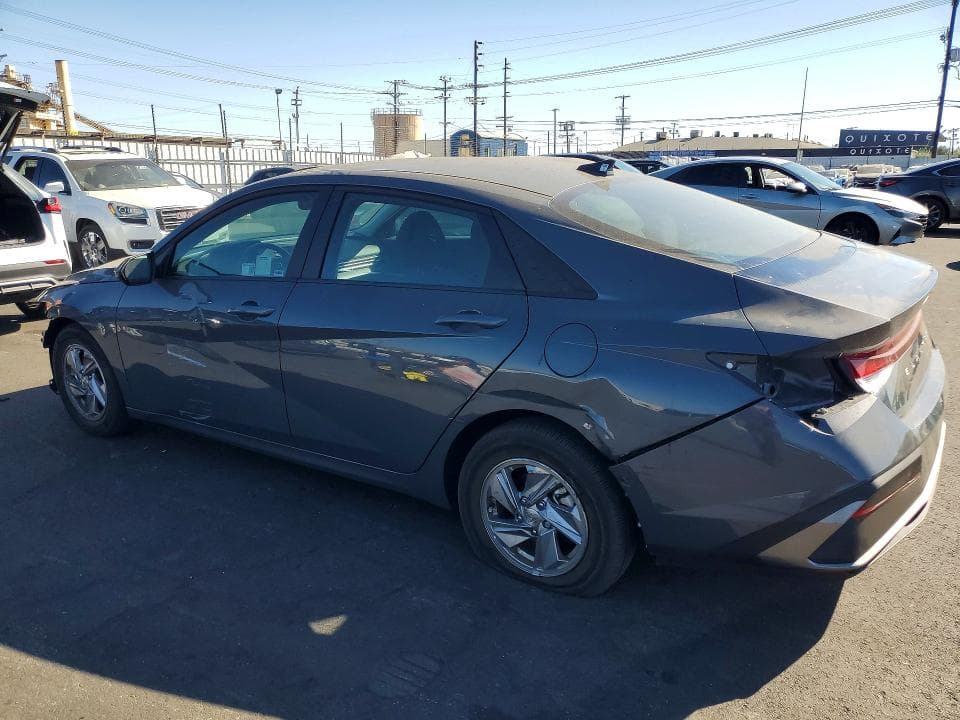 2025 HYUNDAI ELANTRA SE 2