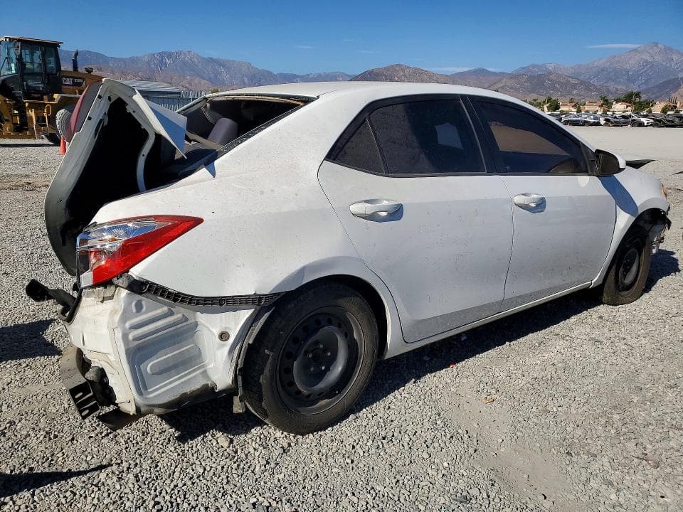 2017 TOYOTA COROLLA LE 3