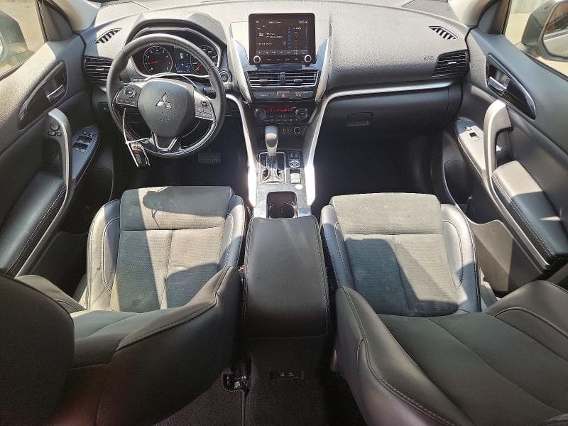 2024 MITSUBISHI ECLIPSE CROSS SE 8