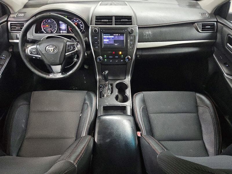 2017 TOYOTA CAMRY SE 8