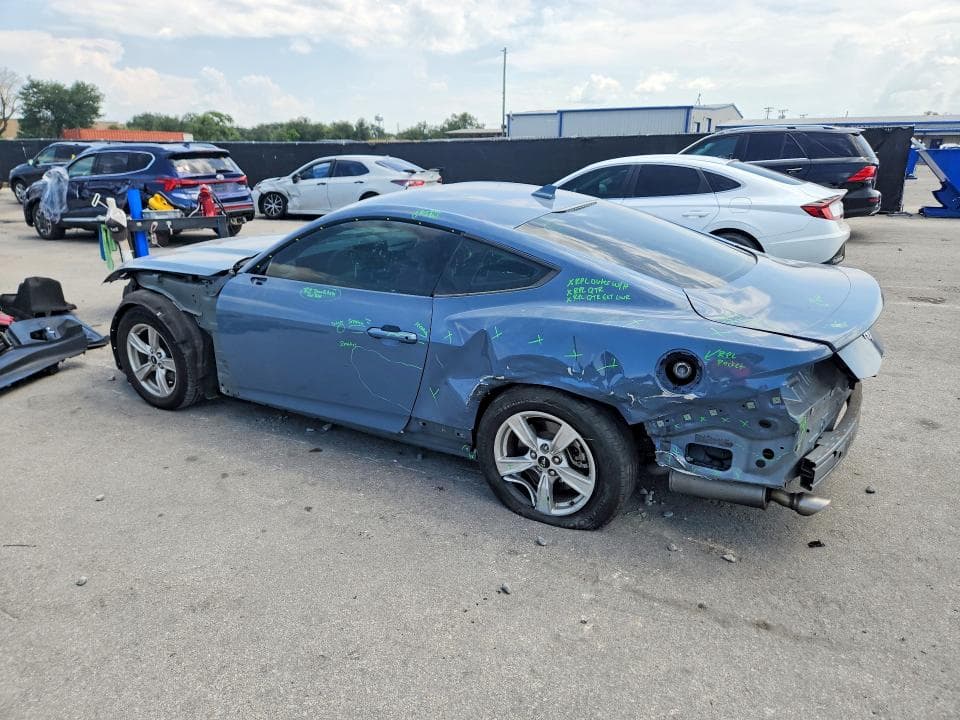 2024 FORD MUSTANG 2