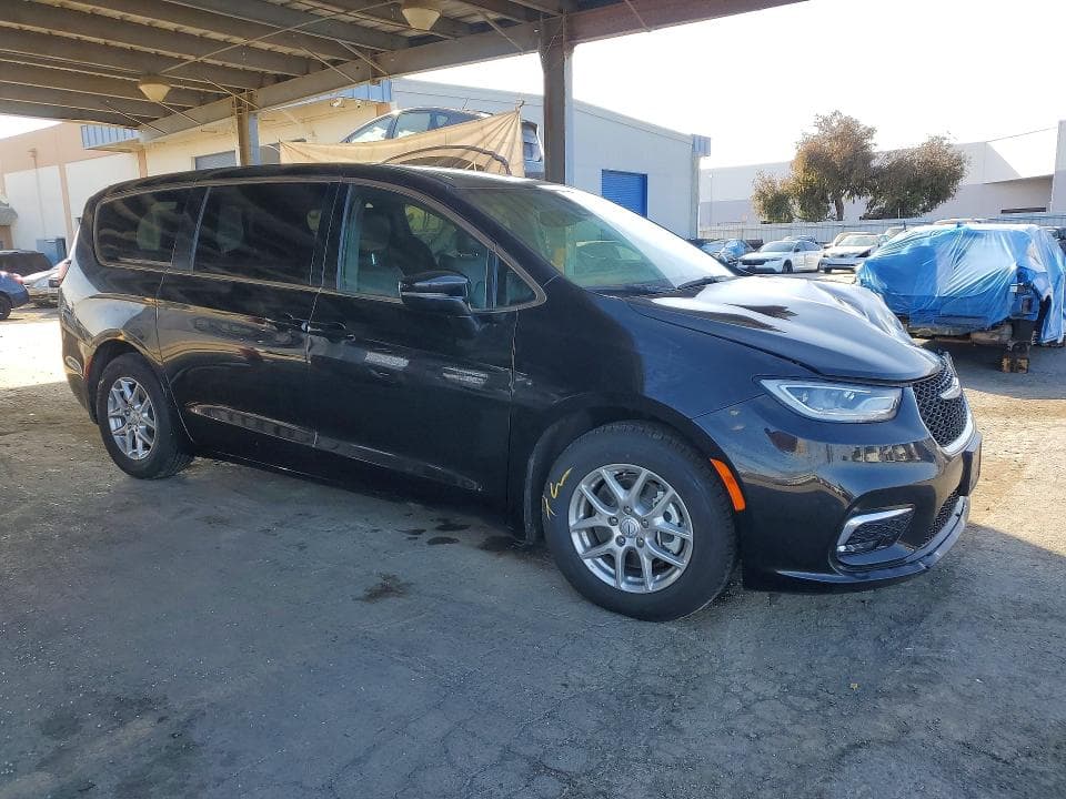 2025 CHRYSLER PACIFICA SELECT 4