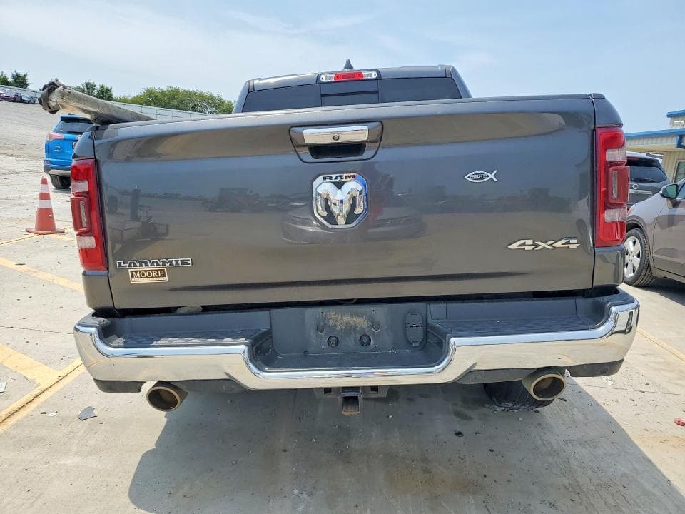 2019 RAM 1500 LARAMIE 6