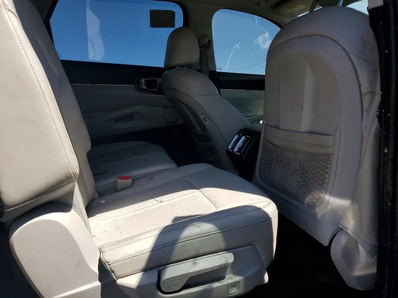2021 KIA SORENTO S 11