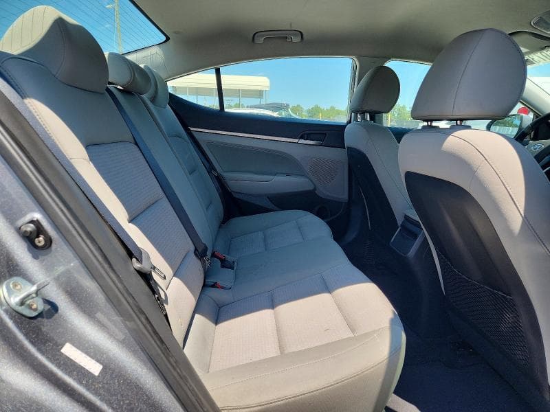 2017 HYUNDAI ELANTRA SE 10