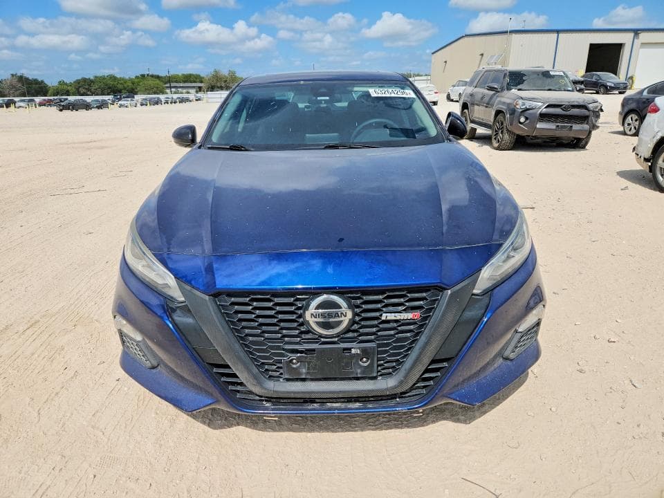 2022 NISSAN ALTIMA SR 5