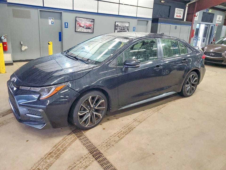 2022 TOYOTA COROLLA SE - 1