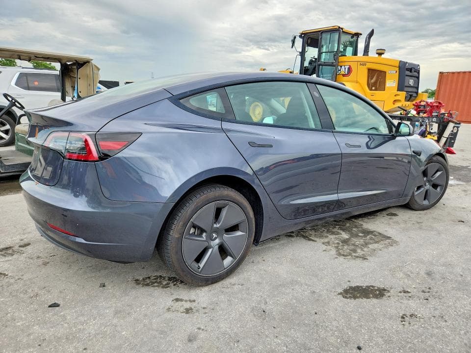 2023 TESLA MODEL 3 3