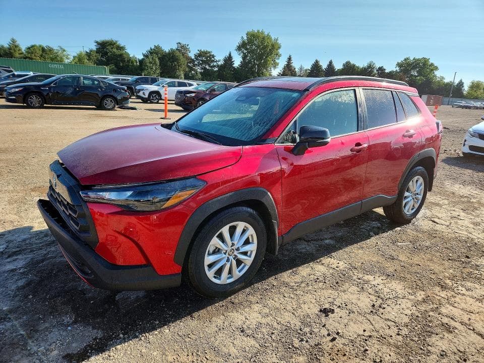 2026 TOYOTA COROLLA CROSS LE
