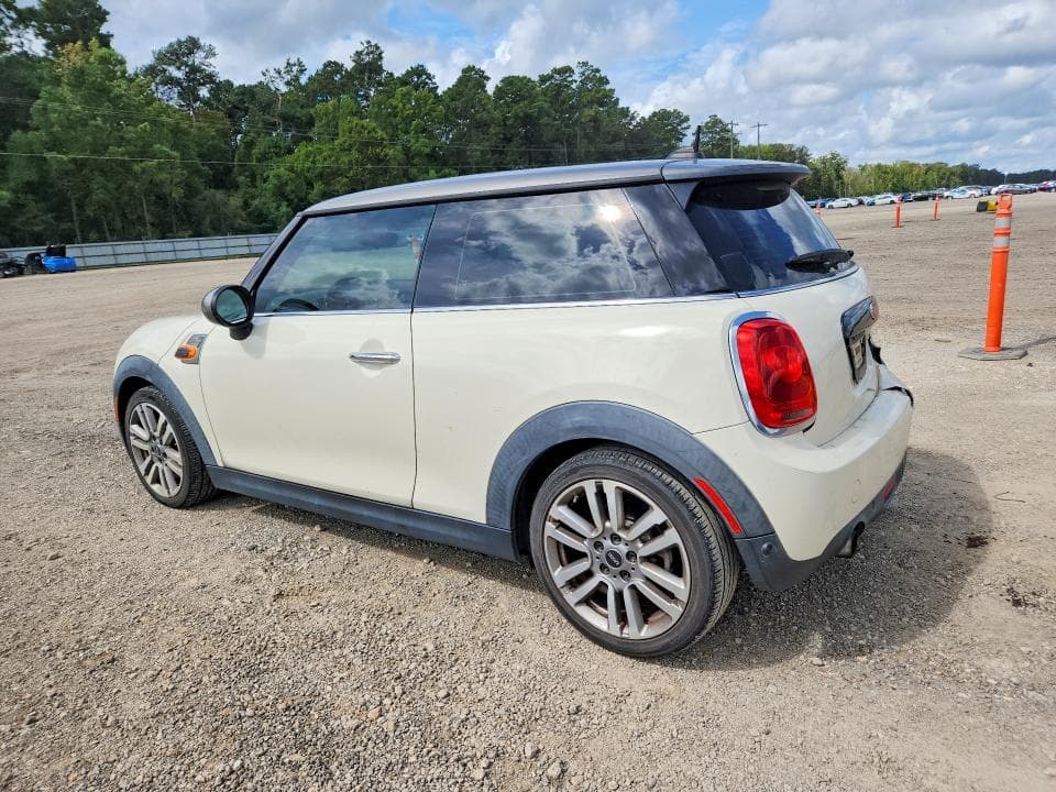 2017 MINI COOPER 2