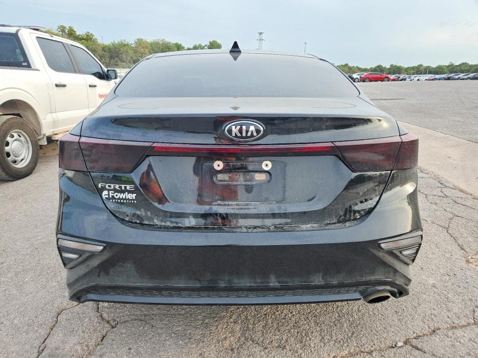 2021 KIA FORTE LXS 6